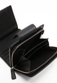 L.CREDI MARANELLO - Wallet - black