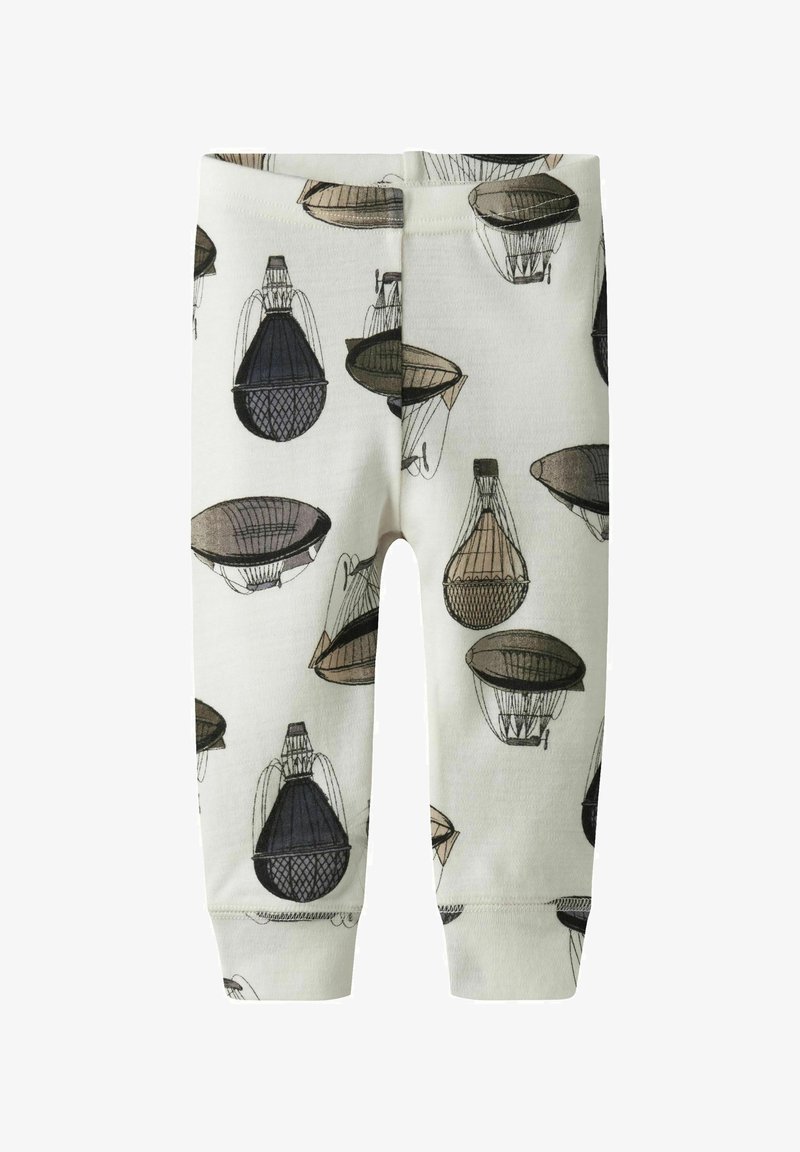 Name it Aluskiht - snow white