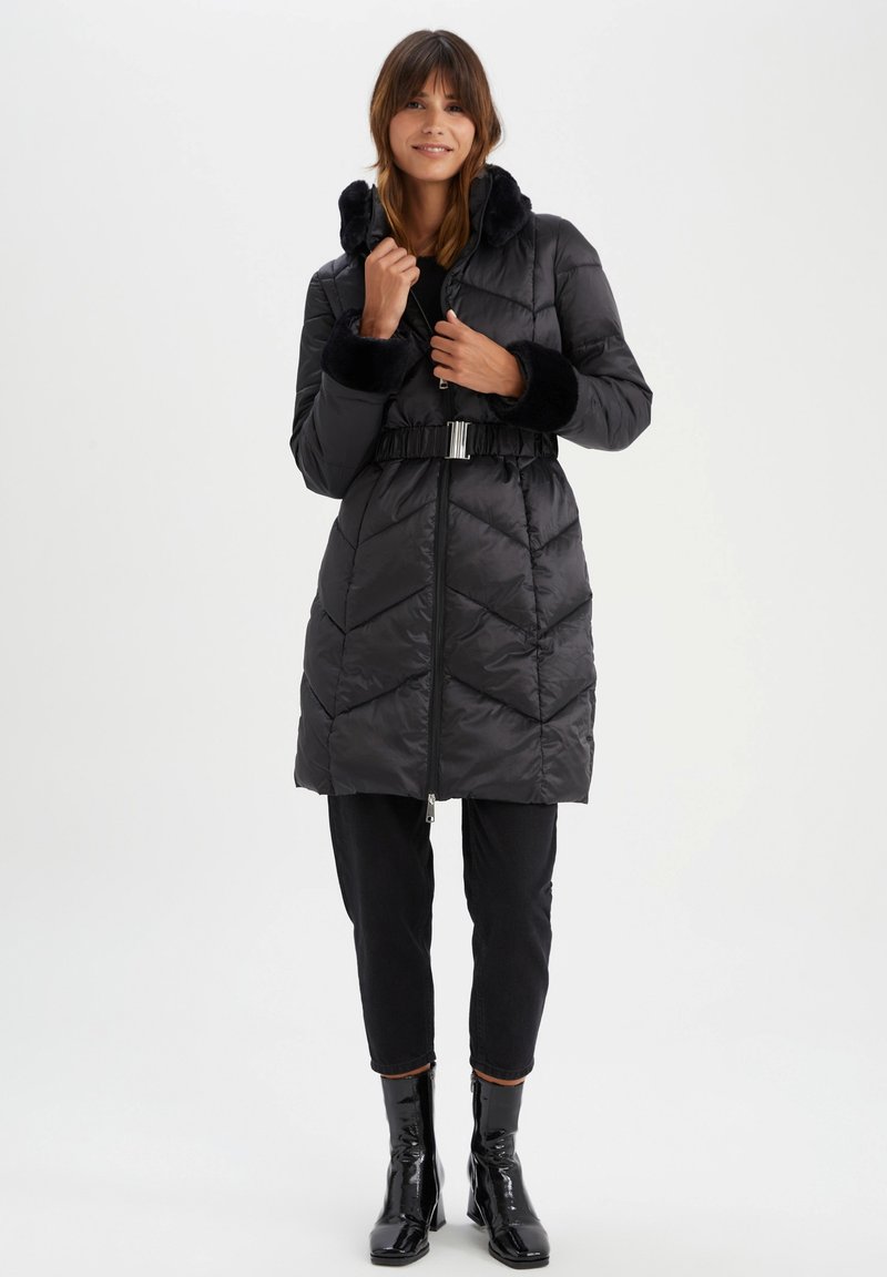 DeFacto Wintermantel zwart DeFacto Wintermantel zwart