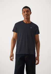 Hollister Co. Icon Crew T-Shirt 3-Pack - Pamata T-krekls - GREY/WHITE/BLACK