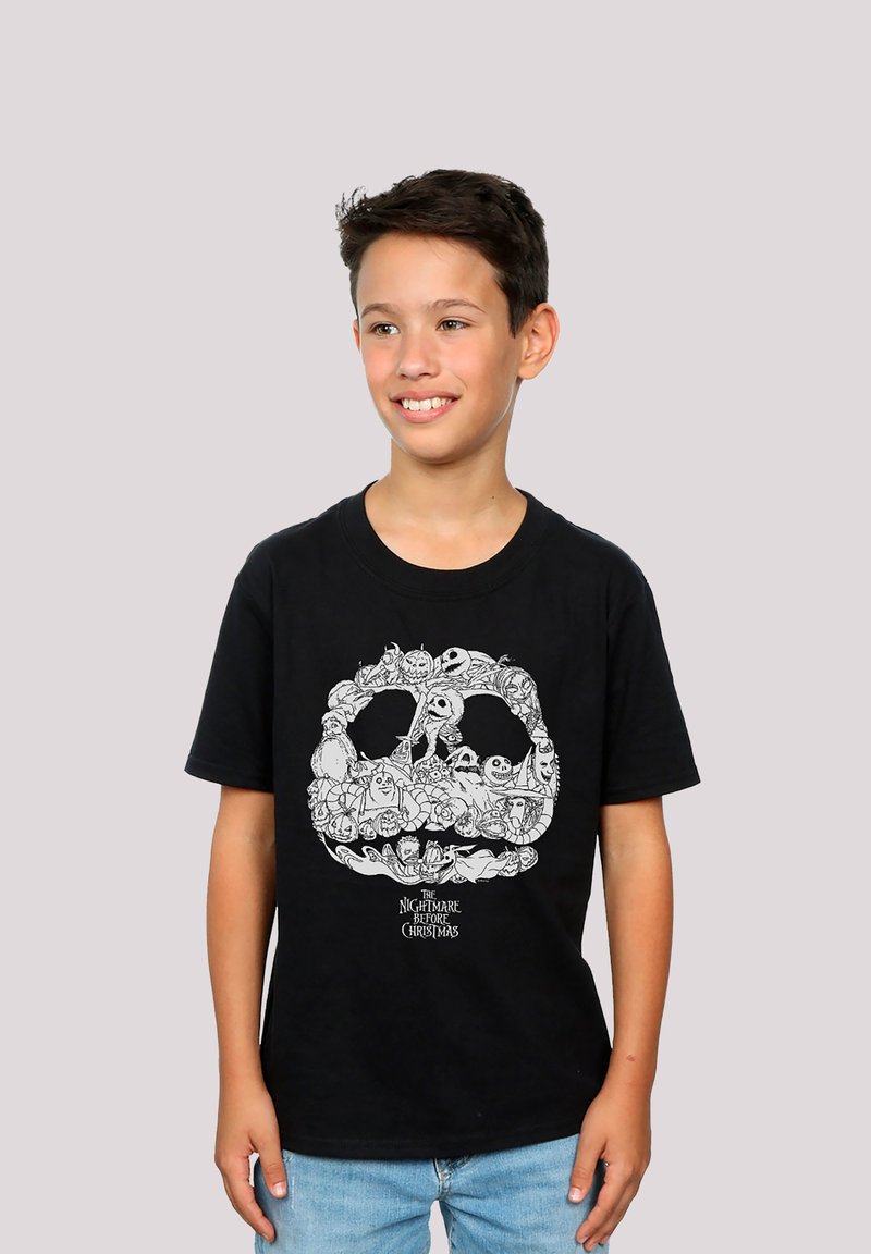 Camiseta de algodón negra con un diseño gráfico blanco de una calavera llena de personajes de "El extraño mundo de Jack."