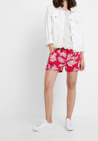 s.Oliver Top - off-white