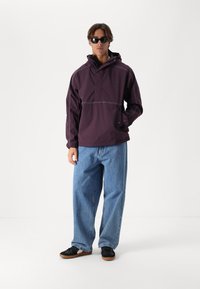 Dickies GLACIER VIEW ANORAK - Ľahká bunda - plum perfect
