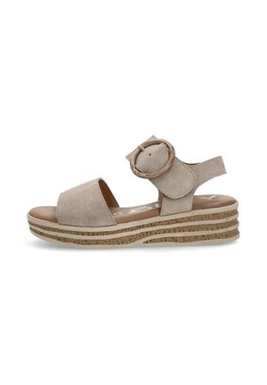 Sandalia de ante beige con tira en el tobillo y hebilla redonda, que presenta una suela de corcho en capas con acentos blancos y una plantilla acolchada.