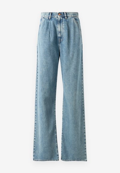 Lyseblå høytlivd vide jeans laget av denim, med knappelukking, markerte folder og sydd lommer.