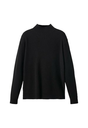 Čierny rebrovaný sveter s vysokým golierom, dlhými rukávmi a voľným strihom. Štruktúra je mäkká s vertikálnymi pruhmi po celom povrchu.