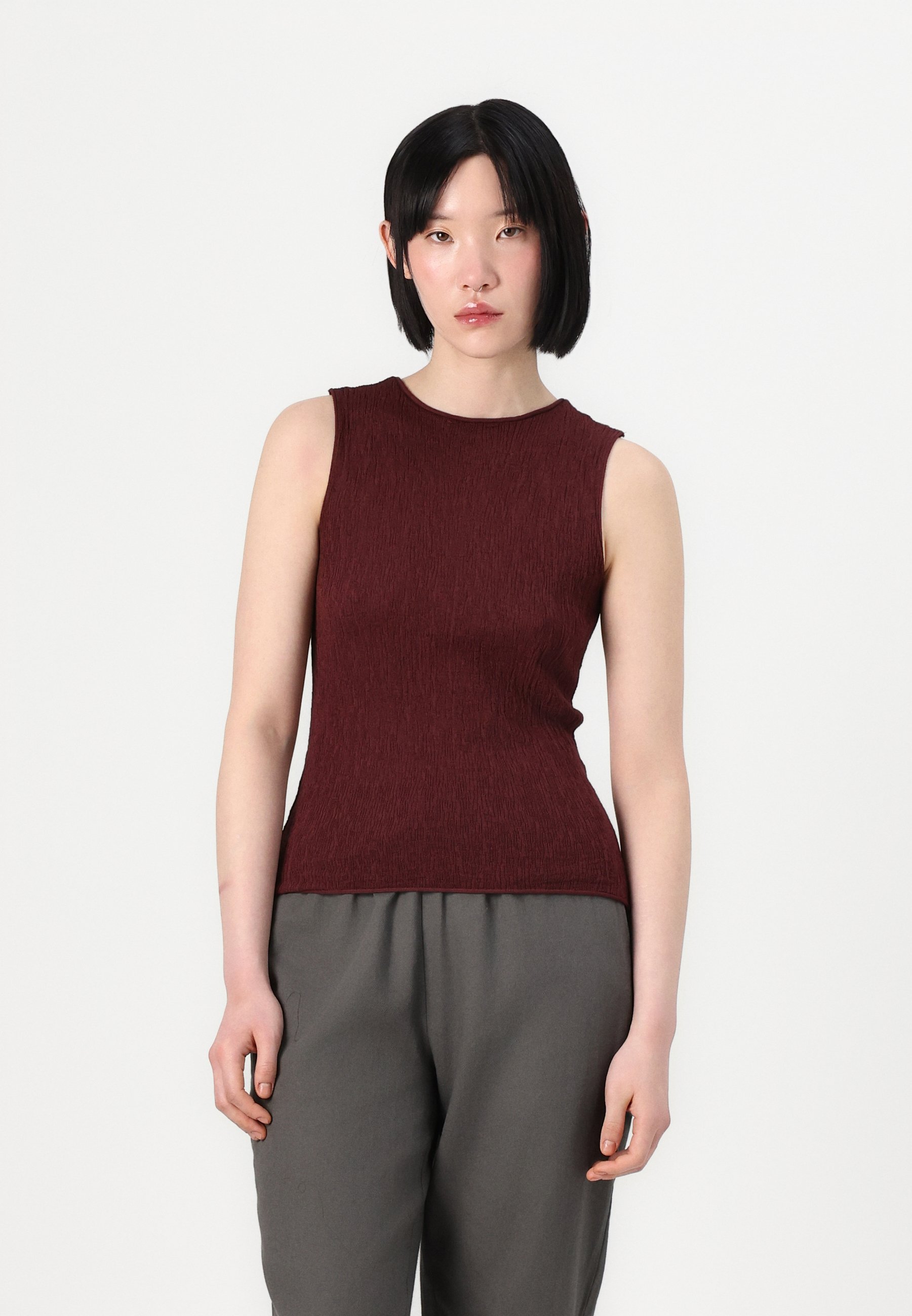 売れ筋商品|||パルフォイス Tシャツ レディース トップス WILLIAMM - Top - burgundy PARFOIS WILLIAMM - Top - burgundy/dark red - Zalando
