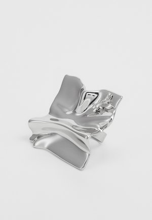 Patrizia Pepe, Sormus - shiny silver-coloured