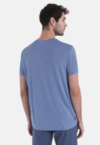 icebreaker Camiseta estampada - LIGHT BLUE