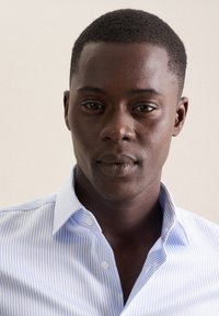 Seidensticker BUSINESS  - Chemise classique - light blue