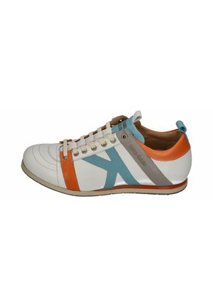 White leather sneaker with orange, turquoise, and gray accents, featuring a textured toe, lace-up front, and side logo detail.
