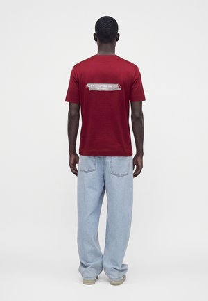 Emporio Armani, T-Shirt print - merlot