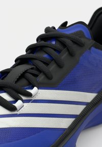 adidas Performance ADIZERO SELECT 3.0 - Basketsko - lucid blue/core black/metallic