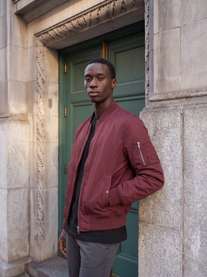 Urban Classics, BASIC JACKET - Bomber-jakk - burgundy