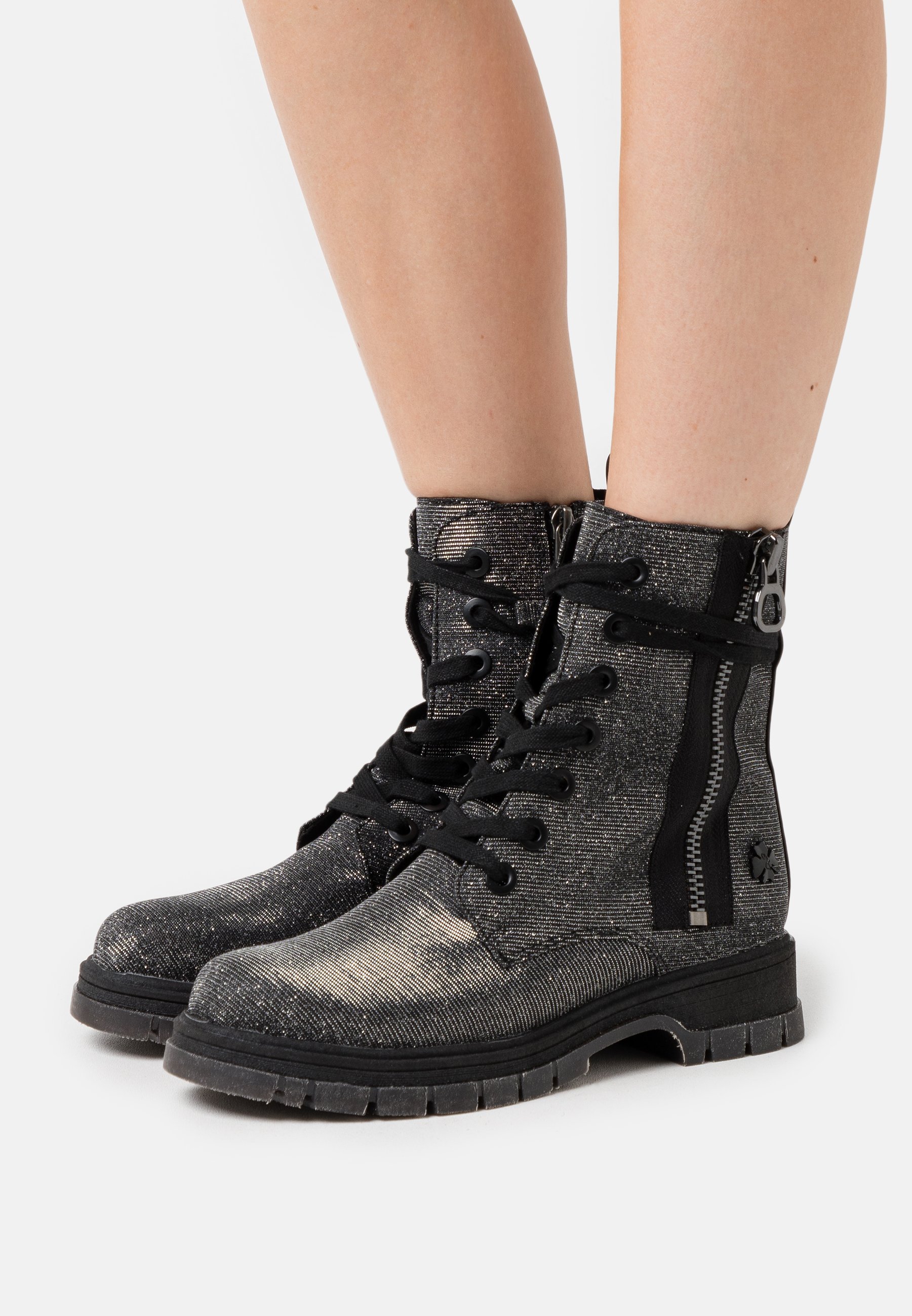 bottines noires marco tozzi
