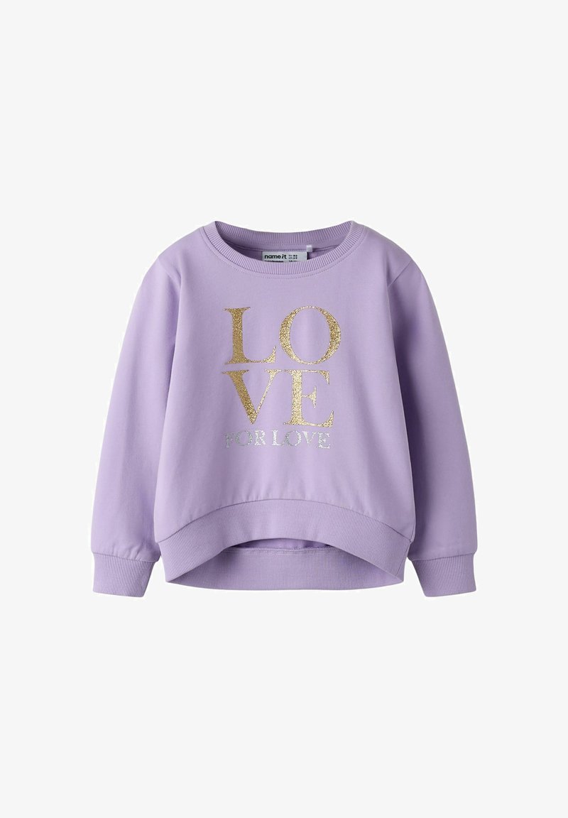 Sweat-shirt lilas à manches longues avec texte doré scintillant « LOVE » et texte argenté plus petit « FOR LOVE » sur le devant, poignets et ourlet côtelés.