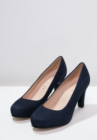 Unisa Lodičky s platformou - dark blue