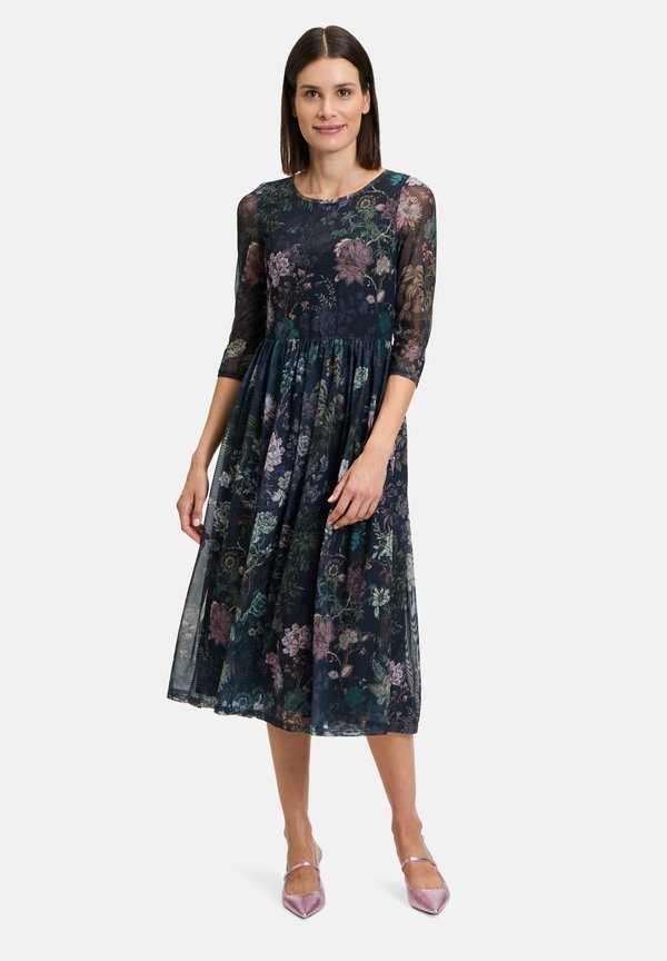 MIT BLUMEN - Freizeitkleid