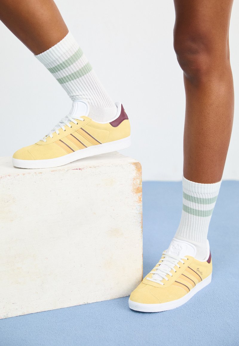adidas gazelle silver green womens Buy Adidas Gazelle Indoor W IE2960 main image 1