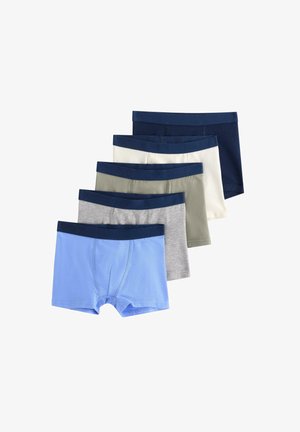 Vijf paren boxershort in lichtblauw, grijs, olijfgroen, wit en marineblauw, met een effen tailleband en een zachte stoftextuur.
