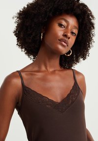 WE Fashion SINGLET - Top - brown