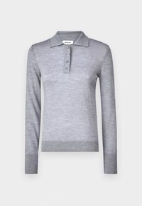 Nevybrané, grey