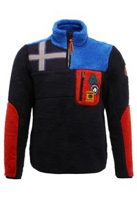 Pullover in pile con colletto alto, caratterizzato da pannelli blu, rossi e blu navy, e toppe. Ha una tasca sul petto con zip e un tessuto testurizzato.