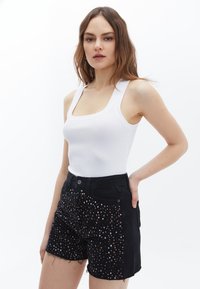 OXXO SQUARE NECK SINGLET - Top - white