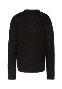 Schwarzer Strickpullover mit einem strukturierten Fischgrätmuster, Rundhalsausschnitt und gerippten Bündchen sowie Saum. Kein sichtbares Logo oder weitere Details.