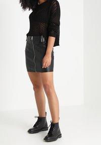 TWINTIP Maglione - black