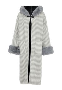Kabát s houndstooth vzorem v šedé a bílé barvě, vybavený měkkou šedou kožešinovou kapucí a manžetami, s předním zapínáním a dvěma bočními kapsami.