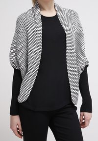 Even&Odd Cardigan - black