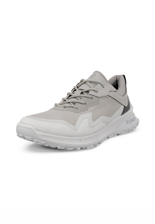 Trainers - concrete wild dove magnet2