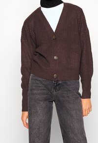 Vero Moda Kardigan - dark brown