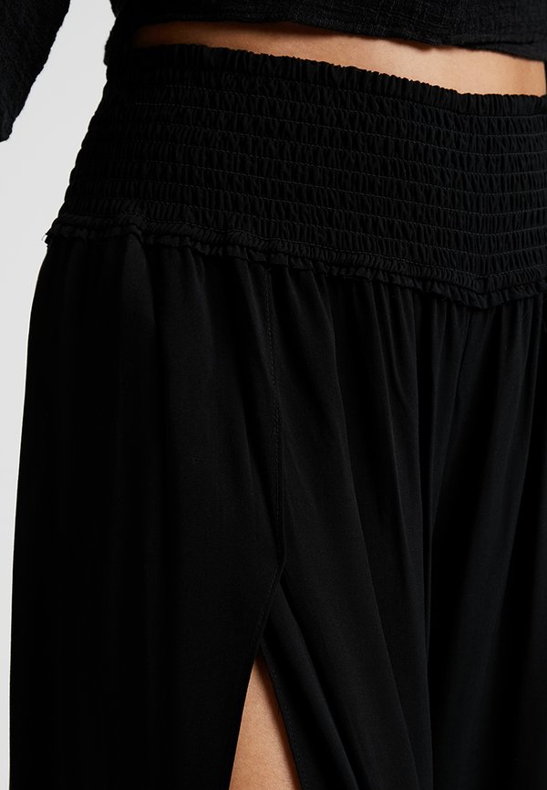 BEACH BASICS-SHIRRED WAIST WRAP PANT - Beach accessory4