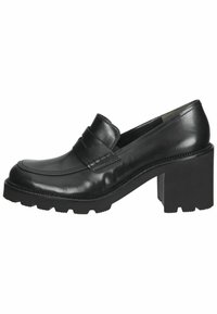 Černé kožené mokasíny s kulatou špičkou, ozdobným páskem a robustní gumovou podrážkou; mají švové detaily a hladkou texturu.