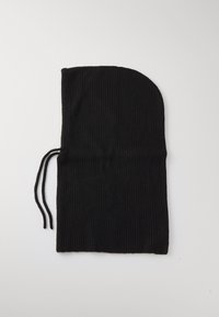 Pier One Čepice - black