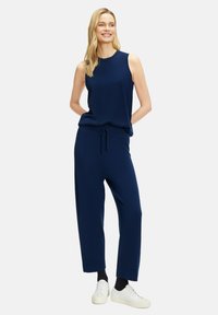 FALKE Top - night sky