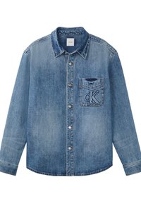 Chemise en denim boutonnée, manches longues, poche poitrine avec grand logo brodé "cK" et col pointu.