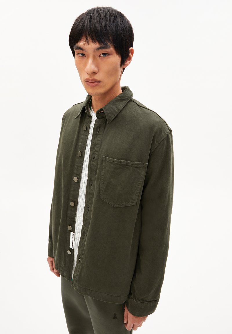 ARMEDANGELS YUNAAI - Spijkerjas - forest pine