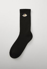 Unselected, black