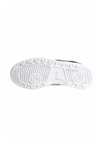 Suela de zapatilla de goma blanca con patrón de agarre texturizado y detalles circulares, que cuenta con un diseño de logotipo centralizado en el área del mediopié.