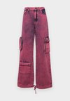 KAISER - Trapezaste traperice - pink acid wash