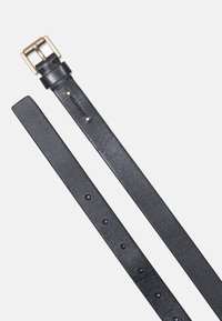 Thumbnail Image 5