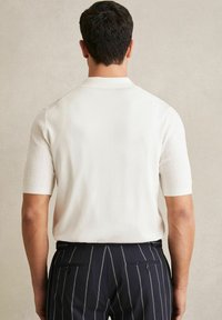 Reiss REGULAR FIT - THAMES TEXTURED BUTTON-THROUGH - Hemd - white