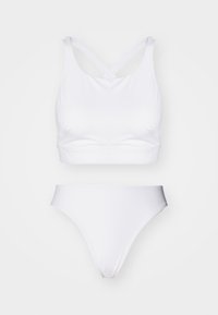 Non sélectionné, white