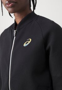 ASICS MATCH CAPSULE JACKET - Sweatjakke - performance black