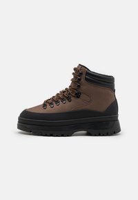 WILDMARK B.E.D FOAM WATER RESISTANT ANTI-SLIP - Botine cu șireturi - brown