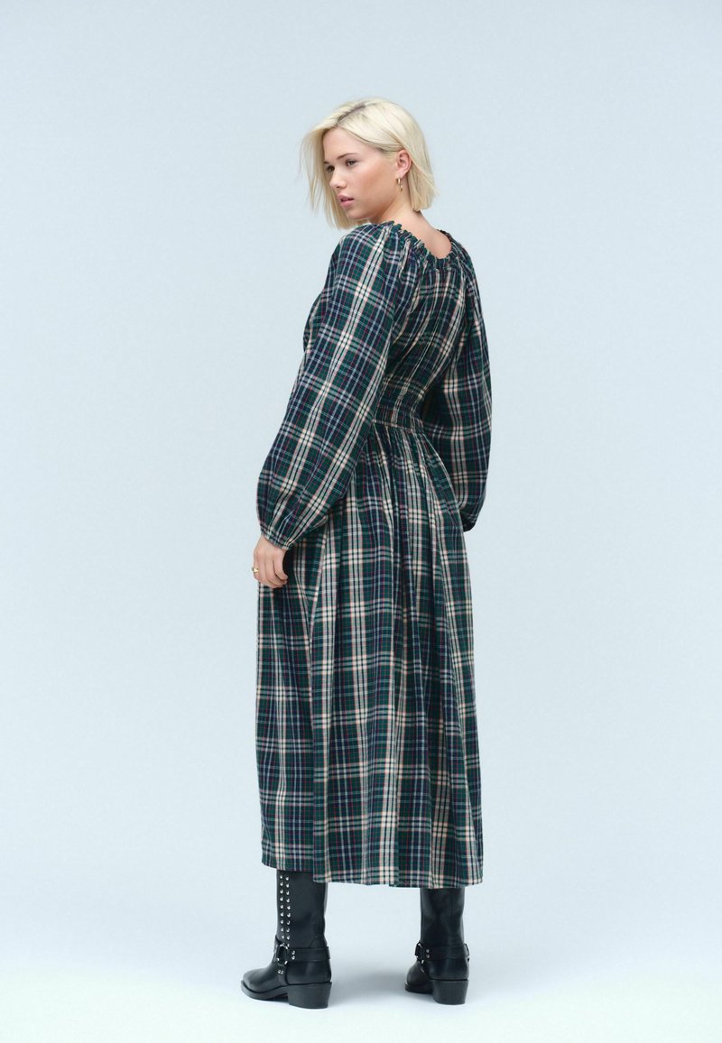 dark green plaid dress Dark Academia Outfits main image 0