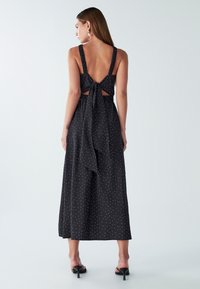WILLA LILIANA - Maxi-jurk - black based dot